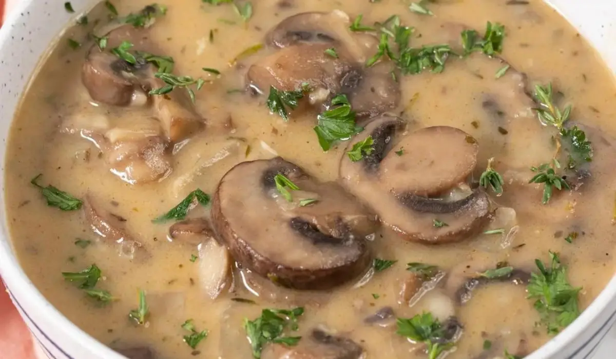 Trio of Mushroom Soup (Cream of Mushroom Soup) - Recipes Own