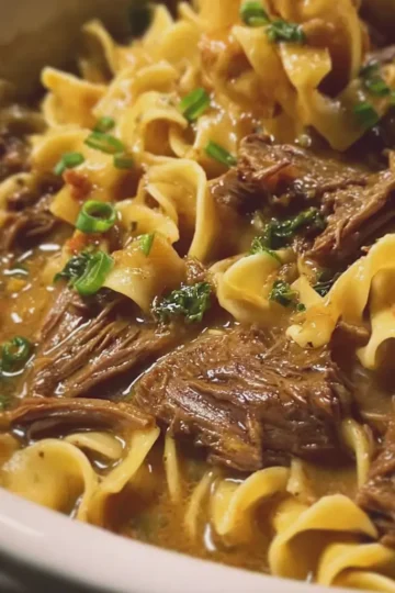 Crockpot Golden Beef and Noodles Recipe
