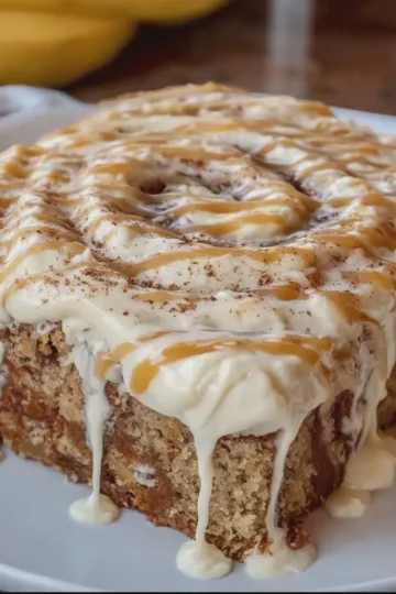 Banana Bread Cinnamon Roll Cake