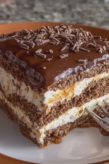 Easy No Bake Chocolate Icebox Cake